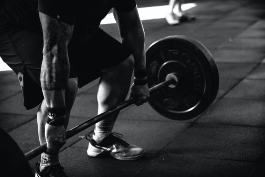THE BASICS OF WEIGHTLIFTING FOR BEGINNERS